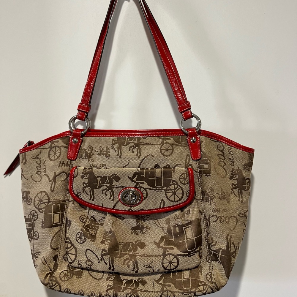 Coach horse & carriage classic red accent Leather Handbag